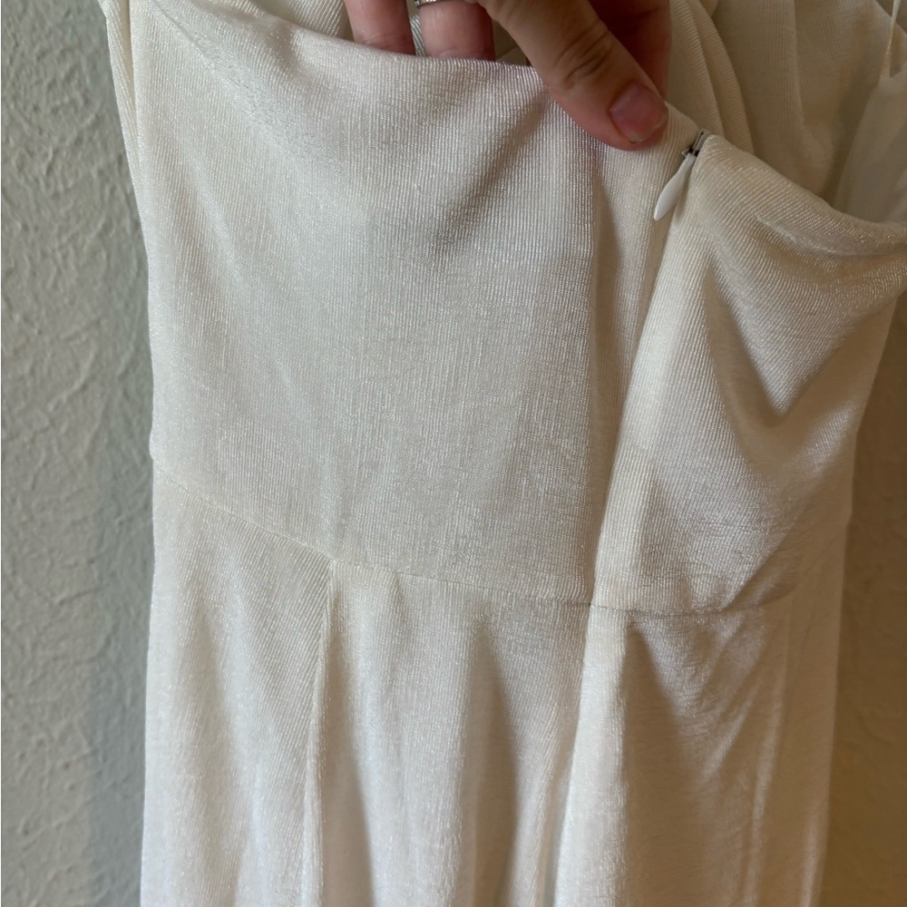 Misha‎ White Halter Jumpsuit size 4 - Picture 8 of 8